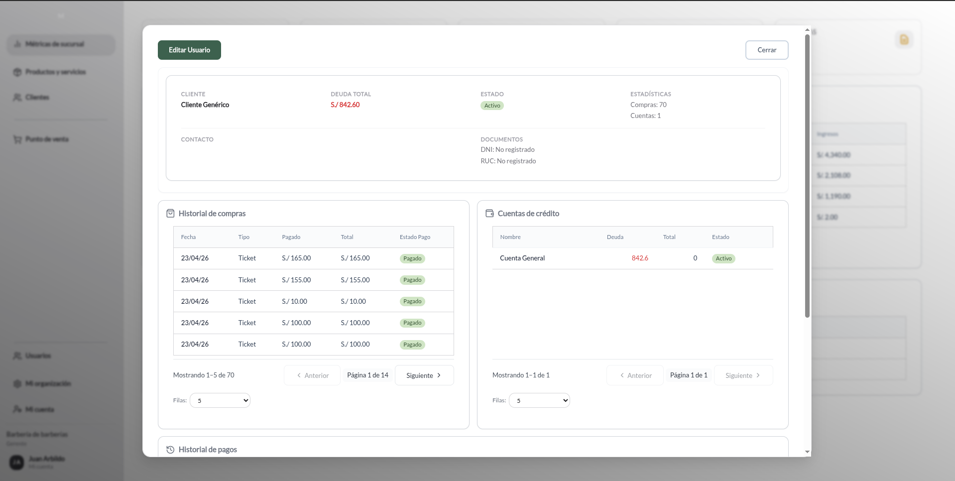 CRM completo con perfiles de clientes y gestión de cuentas de crédito